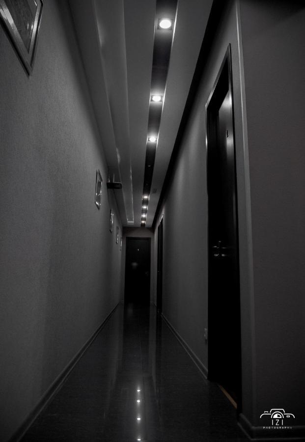 Hotel Sv Ninotsminda ภายนอก รูปภาพ
